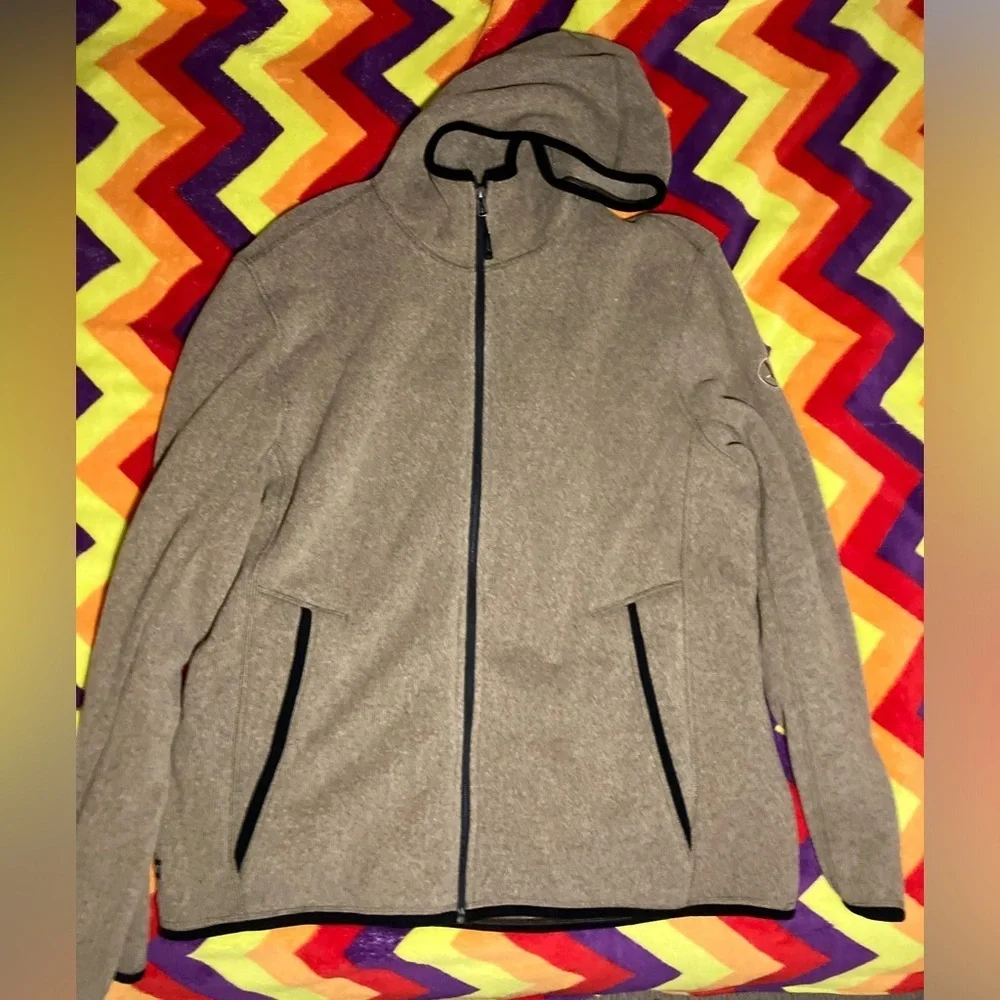 Agile fleece jacket